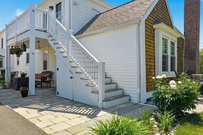 27 Haverhill Rd #B, Amesbury, MA 01913 - Photo 2