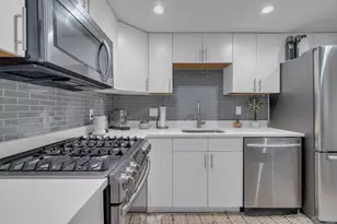 14 Auburn St, Boston, MA 02129 - Photo 6