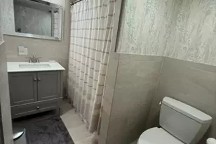 14 Auburn St, Boston, MA 02129 - Photo 10