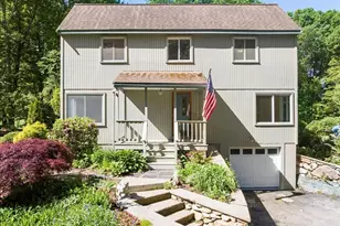 7 Hundred Oaks Ln, Ashland, MA 01721 - Photo 1