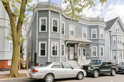 748 E 3rd #2, Boston, MA 02127 - Photo 16