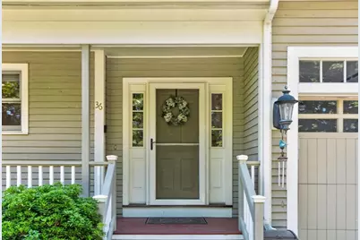 36 Roosevelt Rd #36, Lexington, MA 02420 - Photo 2