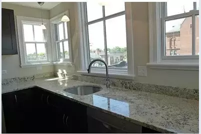 110 Madison Ave #3, Newton, MA 02460 - Photo 2