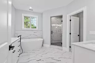 786 Main St, Hudson, MA 01749 - Photo 18