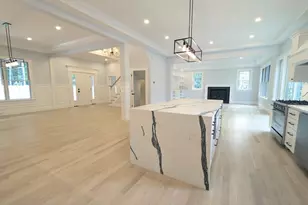 786 Main St, Hudson, MA 01749 - Photo 8