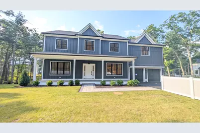 786 Main St, Hudson, MA 01749 - Photo 1