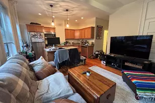 99 Myrtle St, Boston, MA 02114 - Photo 4