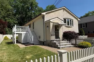 43 Deerfield Ave, Westwood, MA 02090 - Photo 2