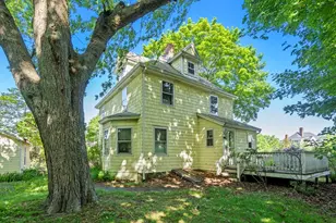 19 Rockwood Terrace, Newton, MA 02466 - Photo 4