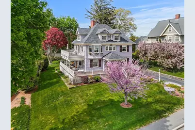 9 White Ave, Wakefield, MA 01880 - Photo 2