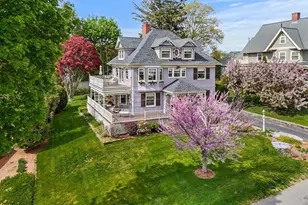 9 White Ave, Wakefield, MA 01880 - Photo 2