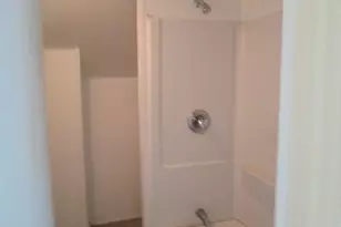 3 Lynn St, Fitchburg, MA 01420 - Photo 24