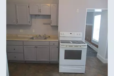 3 Lynn St, Fitchburg, MA 01420 - Photo 2