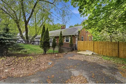 253 Lexington St, Woburn, MA 01801 - Photo 26