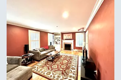 77 Hackensack Rd, Boston, MA 02467 - Photo 8