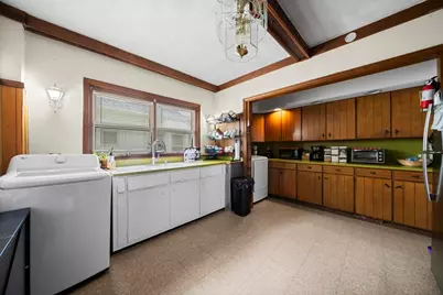 363 White St, Springfield, MA 01108 - Photo 10