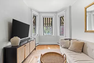 577 Tremont St, Boston, MA 02118 - Photo 2