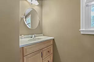 8 Walker Rd, Franklin, MA 02038 - Photo 16