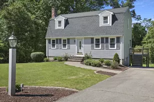 8 Walker Rd, Franklin, MA 02038 - Photo 4