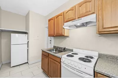 1665 Commonwealth Ave #2, Boston, MA 02135 - Photo 6