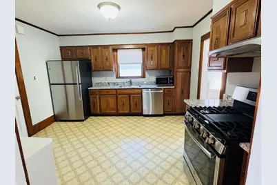 43 Chapman St #2, Watertown, MA 02472 - Photo 2