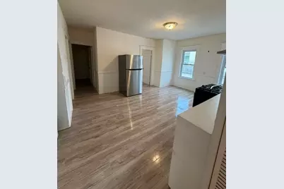 4 Euclid Ave, Worcester, MA 01604 - Photo 4
