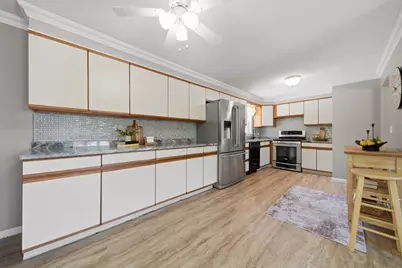 55 Burnham Rd, Billerica, MA 01862 - Photo 10