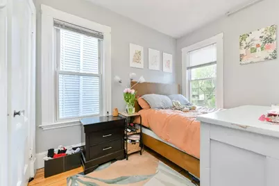 748 E 3rd #1, Boston, MA 02127 - Photo 8