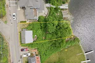 52 Merrimac St, Amesbury, MA 01913 - Photo 12