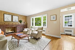 231 Moss Hill Rd, Boston, MA 02130 - Photo 4