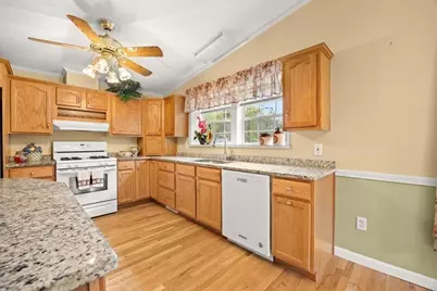 5604 Oak Point Drive, Middleborough, MA 02346 - Photo 10