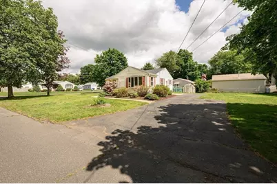 747 N Branch Pkwy, Springfield, MA 01119 - Photo 28
