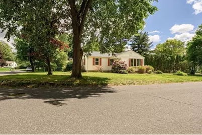 747 N Branch Pkwy, Springfield, MA 01119 - Photo 30