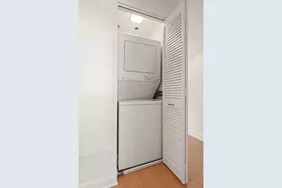 931 Massachusetts Avenue #606, Cambridge, MA 02139 - Photo 8