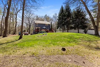 113 Slater St, Attleboro, MA 02703 - Photo 2