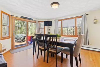 113 Slater St, Attleboro, MA 02703 - Photo 6
