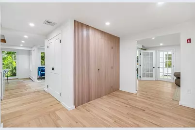 31 Alba Rd, Wellesley, MA 02481 - Photo 4