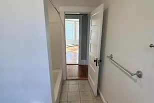 8 Fowler St, Salem, MA 01970 - Photo 12