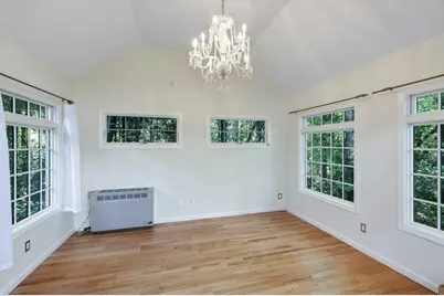 10 Cortland Dr, Amherst, MA 01002 - Photo 28