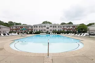 30 Lake Shore Ct, Boston, MA 02135 - Photo 14