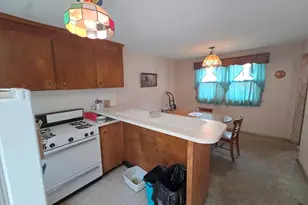 445 E 5th St, Boston, MA 02127 - Photo 8
