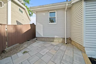 42 Plover Rd, Quincy, MA 02169 - Photo 24
