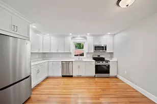 42 Plover Rd, Quincy, MA 02169 - Photo 6