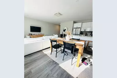 32 Norwood St #4, Boston, MA 02122 - Photo 6