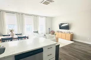 32 Norwood St, Boston, MA 02122 - Photo 4
