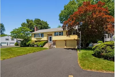 87 Hancock Rd, Needham, MA 02492 - Photo 2