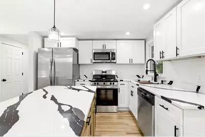 29 Sumner St, Canton, MA 02021 - Photo 4