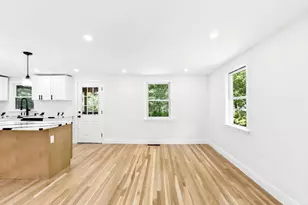 29 Sumner St, Canton, MA 02021 - Photo 8