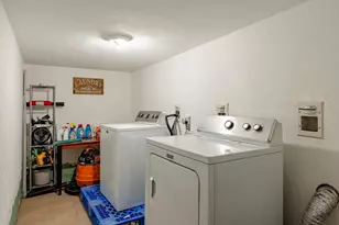 30 Haynes St, Boston, MA 02128 - Photo 22