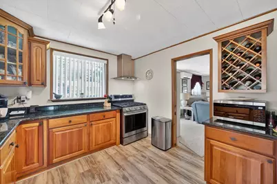 121 Merrill Rd, Springfield, MA 01119 - Photo 16
